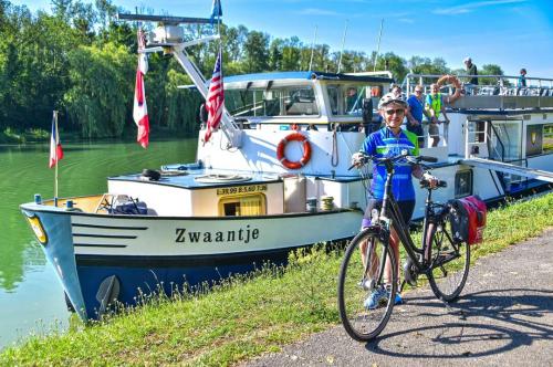 Zwaantje mit Radfahrer