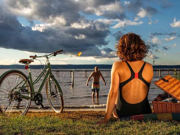 Neusiedler See Radpause im Sonnenuntergang