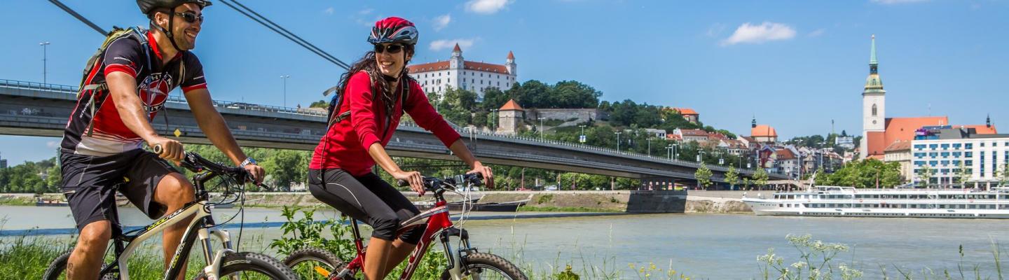 Bratislava - Blick auf die Altstadt/view to the old town | © MS Agency