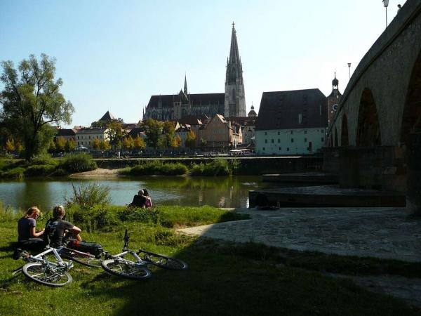 Regensburg - Radrast am Wasser