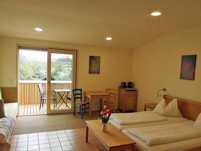 Gstehaus Ad vineas Zimmerbeispiel